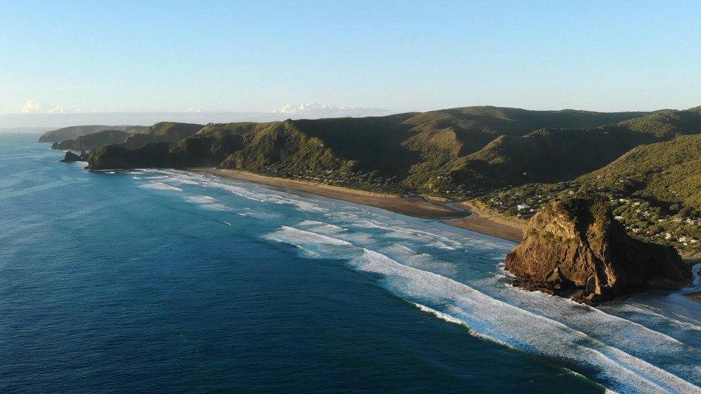 Piha Beach