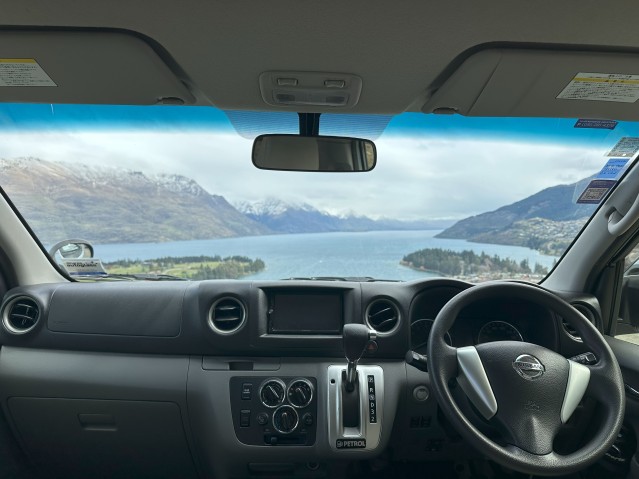 10 seater large front window dashboard