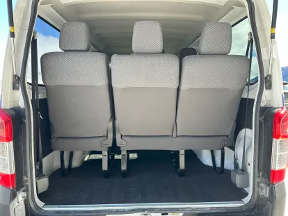 10 seater mini bus boot 