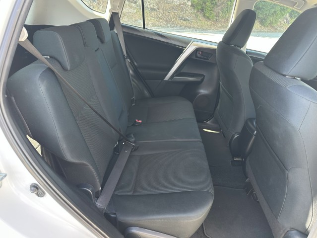 suv eco interior