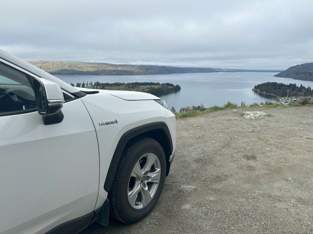 suv hybrid side