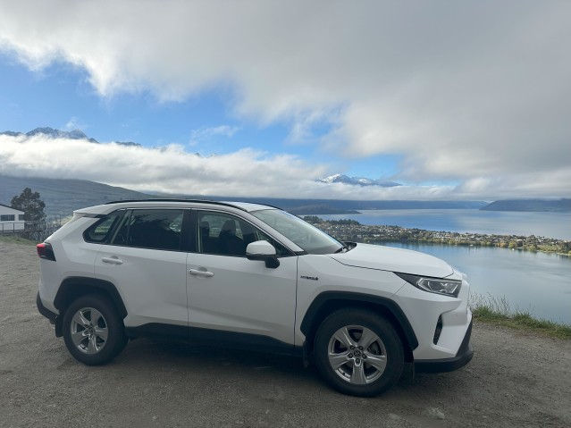 suv hybrid side