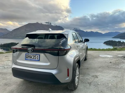 suv compact back