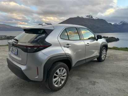 suv compact back