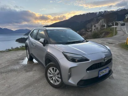 suv compact front